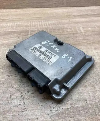 Volkswagen PASSAT B5 Engine control unit/module ECU 038906018AS 0281001724