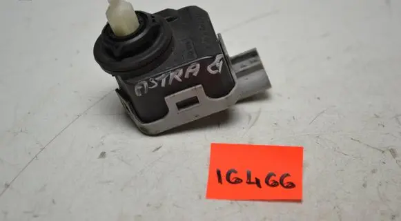 Opel Astra G Headlight level adjustment motor 90590665