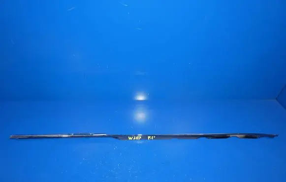 Mercedes-Benz E A207 Front door trim bar 792022028