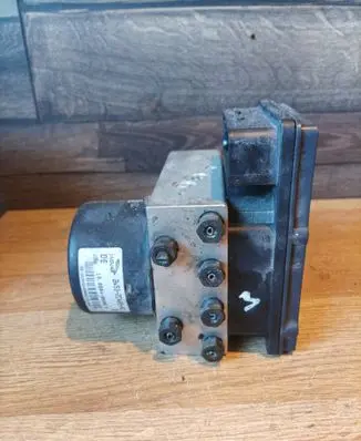 Jaguar S-Type ABS Pump
