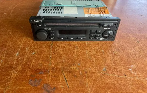 Fiat Ulysse Radio/CD/DVD/GPS head unit 9639219580