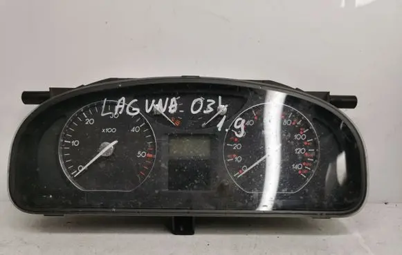 Renault Laguna II Speedometer (instrument cluster) 8200328450