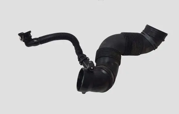 Audi A3 S3 8P Air intake hose/pipe 3C0129654M