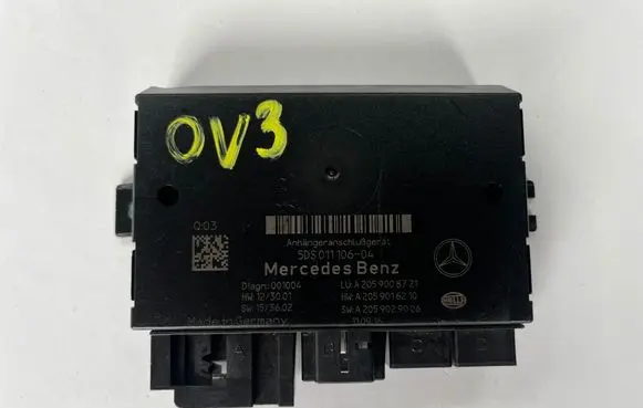 Mercedes-Benz C W205 Tow bar trailer control unit/module A2059008721 5DS01110604 A2059029006