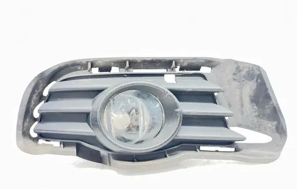 Mercedes-Benz C W204 Front fog light trim/grill A2048850223