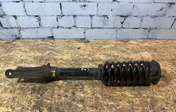 Mercedes-Benz R W251 Front shock absorber/damper