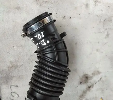Dacia Duster II Air intake duct part