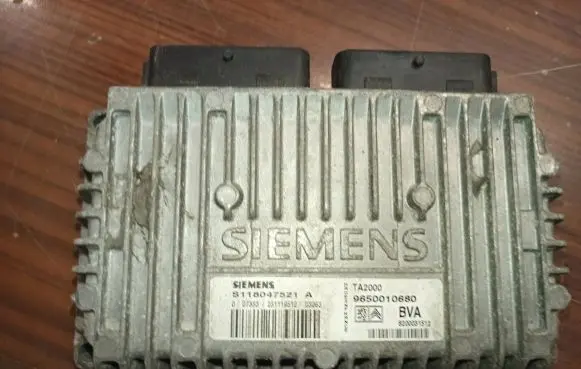 Citroen C3 Gearbox control unit/module 8200031512 S118047521A 9650010680