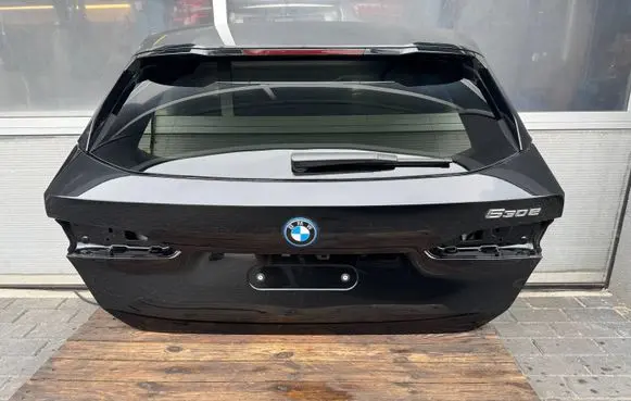 BMW 5 G60 G61 Tailgate/trunk/boot lid 