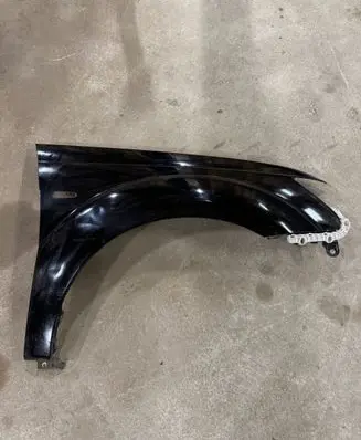 Mitsubishi Outlander Fender