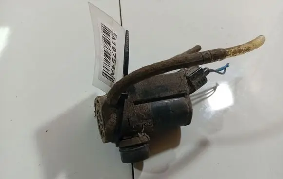 Toyota Corolla Verso E121 Windscreen/windshield washer pump