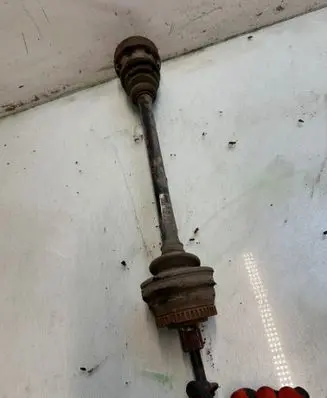 Volkswagen PASSAT B5 Rear driveshaft 8E0501203B