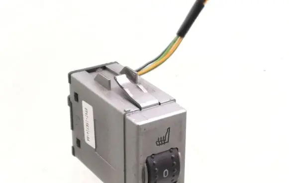 Ford Focus Seat heating switch 8V4T19K314AA