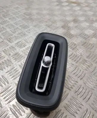 Volvo XC40 Dashboard side air vent grill/cover trim 31442625 31477269 AD7GP