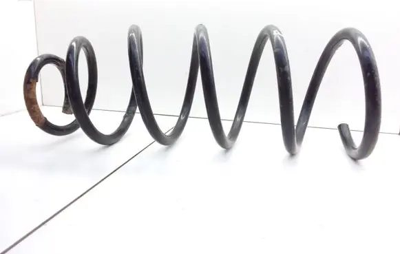 Volkswagen Golf III Front coil spring