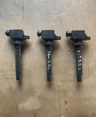 Suzuki Grand Vitara II High voltage ignition coil H6T11371 5915 3340065J0