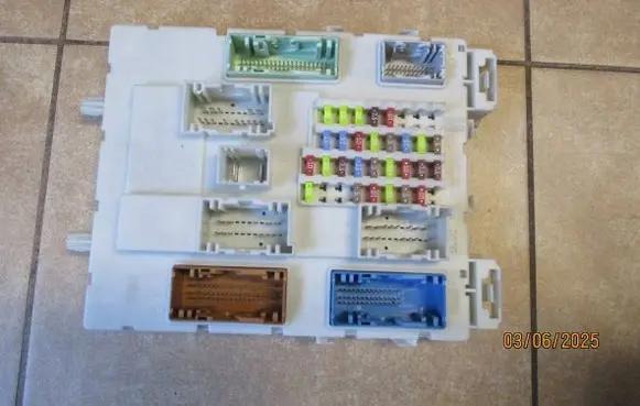 Ford Kuga II Fuse module DV6T14A073FM 14A073 140422