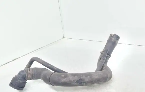 Audi A3 S3 8P Engine coolant pipe/hose 6Q0122291E 1K0122101BN