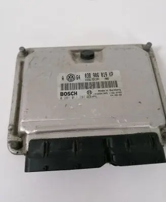 Volkswagen PASSAT B5.5 Engine control unit/module 038906019KP 0281011191