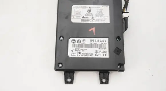 Volkswagen PASSAT B7 Bluetooth control unit module 7P6035730J