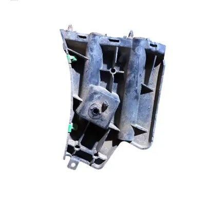 Volvo V60 Front bumper mounting bracket 30796625