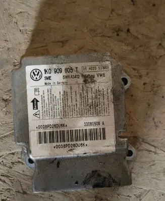 Volkswagen Golf V Airbag control unit/module 1K0909605T