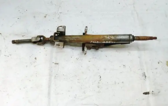 Mitsubishi Colt Steering wheel axle