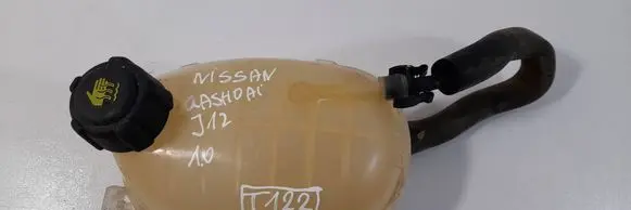 Nissan Qashqai J12 Coolant expansion tank/reservoir 217102572R