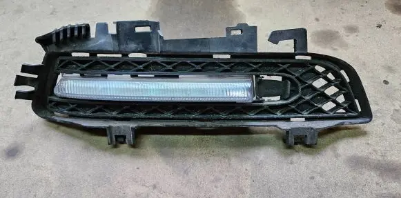 Mercedes-Benz E C207 W207 Front bumper lower grill A2078800424