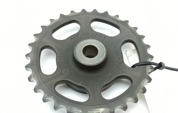 Mercedes-Benz E W212 Timing chain sprocket a6510520001 6510520001