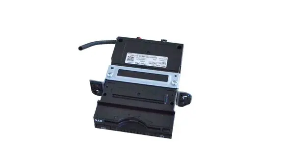 Toyota Prius (XW30) USB socket connector 0868600341