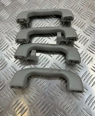 Opel Astra J Front interior roof grab handle