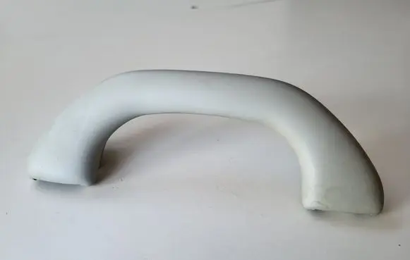 Volkswagen PASSAT B7 Front interior roof grab handle