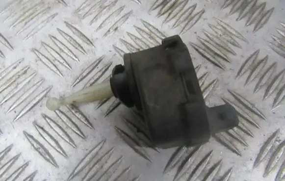 Audi A4 S4 B5 8D Headlight level adjustment motor 4d0941295 0307852315