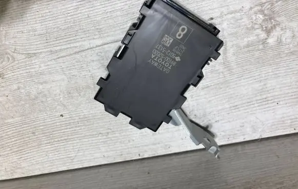 Toyota Yaris Other control units/modules 89100-52030 50125137