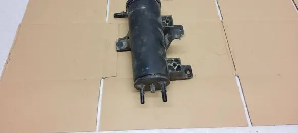 Ford Focus ST Active carbon filter fuel vapour canister 7M519E857