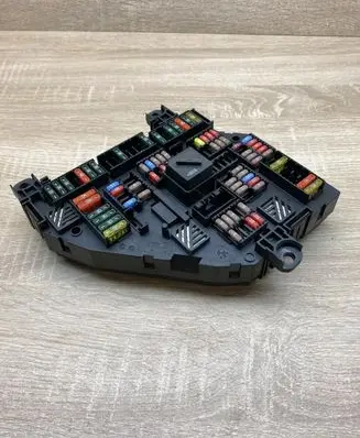 BMW 5 F10 F11 Fuse module 9264923 200813