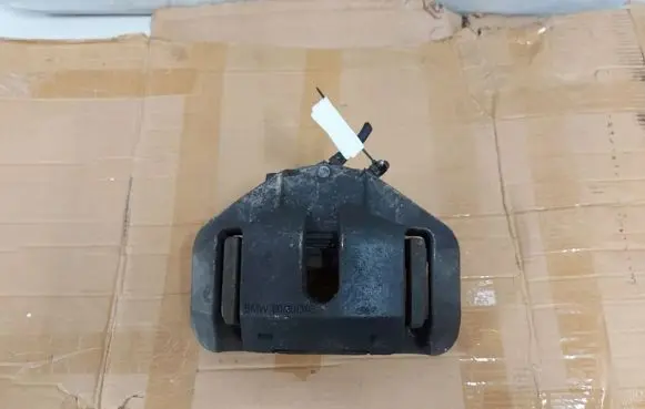 BMW 7 E65 E66 Front brake caliper