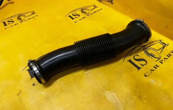Land Rover Discovery 5 Air intake hose/pipe HPLA9R504AA HPLA9A764AA