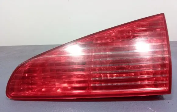 Peugeot 607 Rear/tail lights