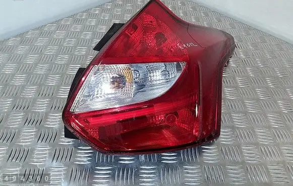 Ford Focus Rear/tail lights BM5113404A