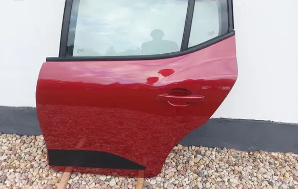 Rear door