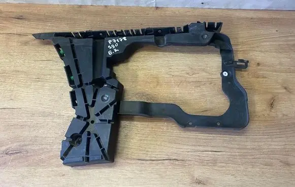 Volvo S90, V90 Rear bumper mounting bracket 31425063