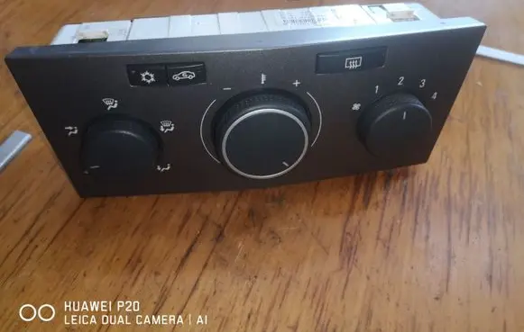 Opel Zafira B Climate control unit 90151241 13201300