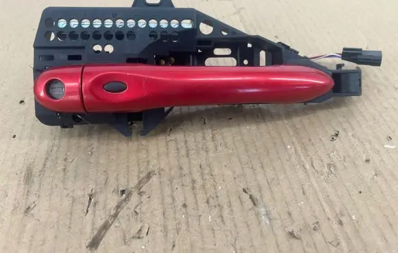 Renault Clio IV Front door exterior handle 242889