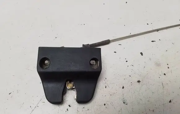 Audi 80 90 B3 Tailgate/trunk/boot lock/catch/latch 893827505A
