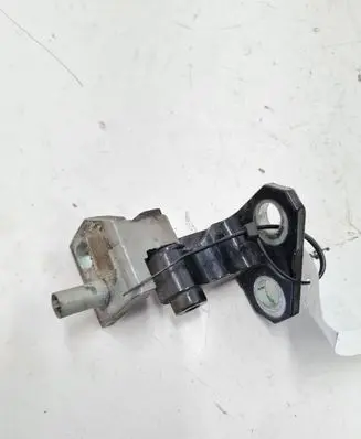 Volkswagen Golf Plus Rear door upper hinge 1K4833402L