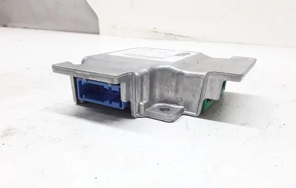 Opel Signum Airbag control unit/module 13170589