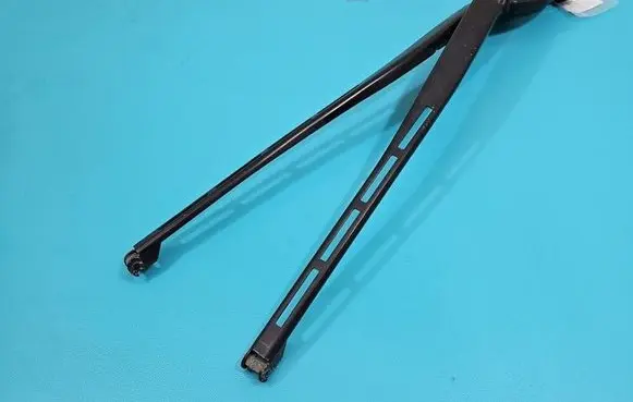 Audi A4 S4 B7 8E 8H Front wiper blade arm 8E1955407C IMPRK1515381