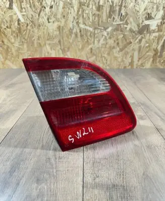 Mercedes-Benz E W211 Tailgate rear/tail lights A2118201364 379503 RWLS211